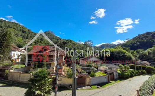 Apartamento duplex em Mury REF: AVE 002